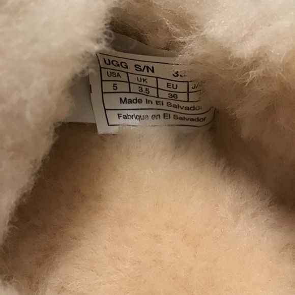 NWOT UGG Women’s Ansley Moccasin Indoor/Outdoor Slippers. Size 5  EU 36 - Picture 11 of 13